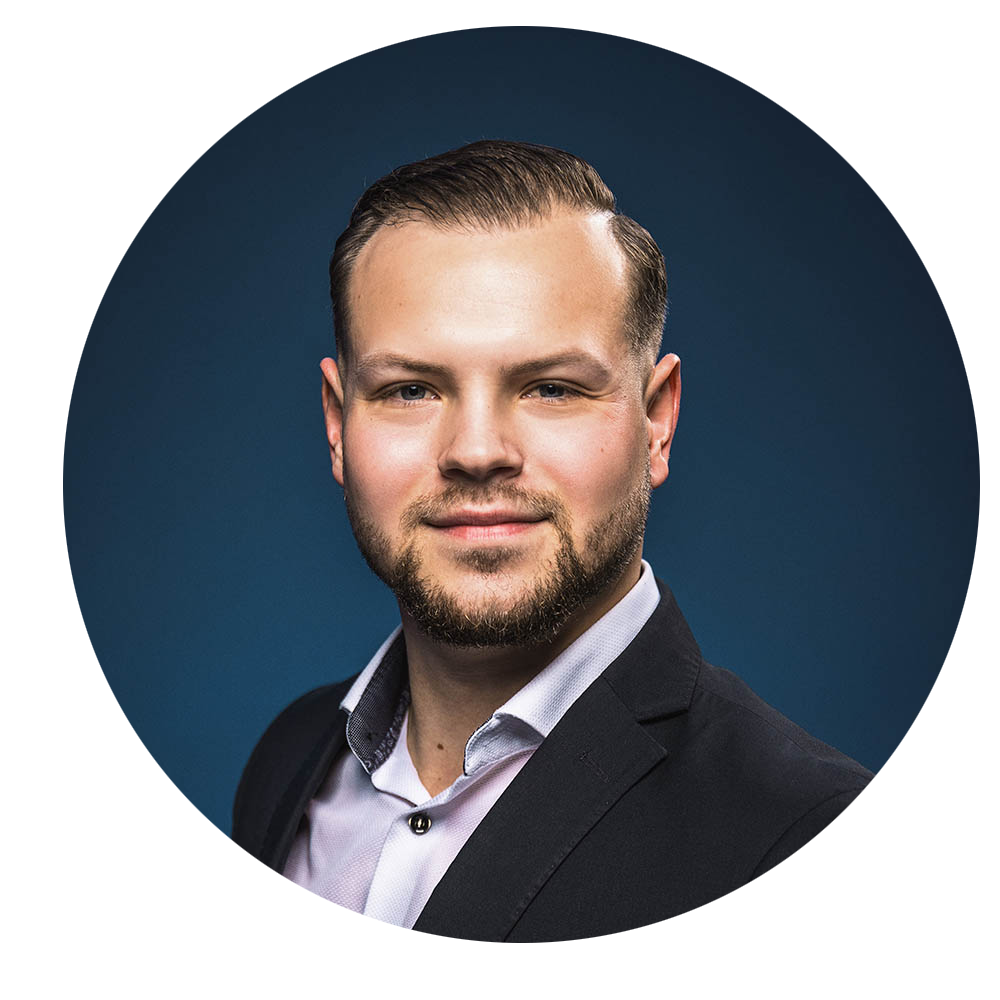 Paul_Girschewsky_Cottbus_Financial_Advisor-removebg (1)